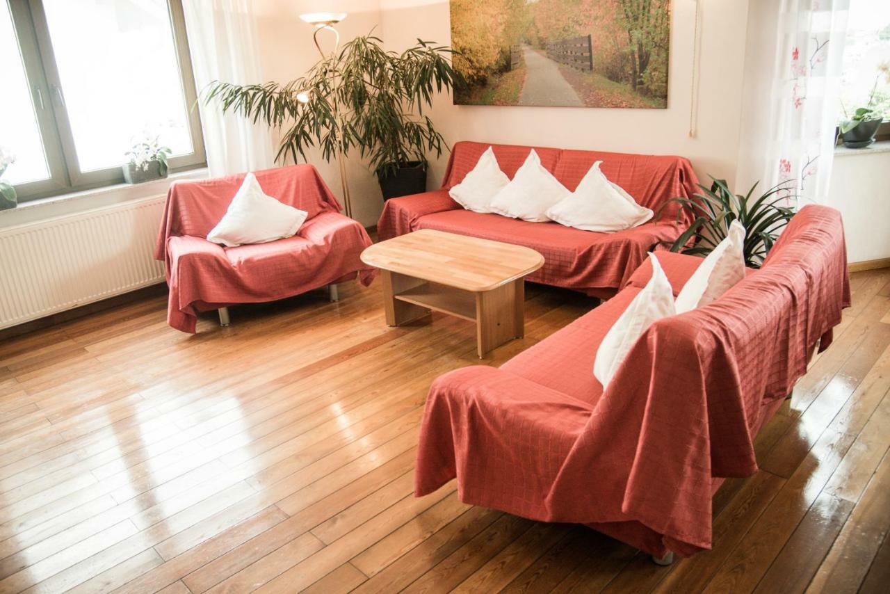 Appartement Haus Helene à Ochtendung Extérieur photo