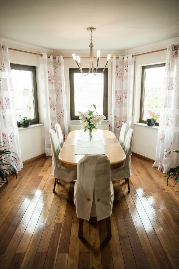 Appartement Haus Helene à Ochtendung Extérieur photo